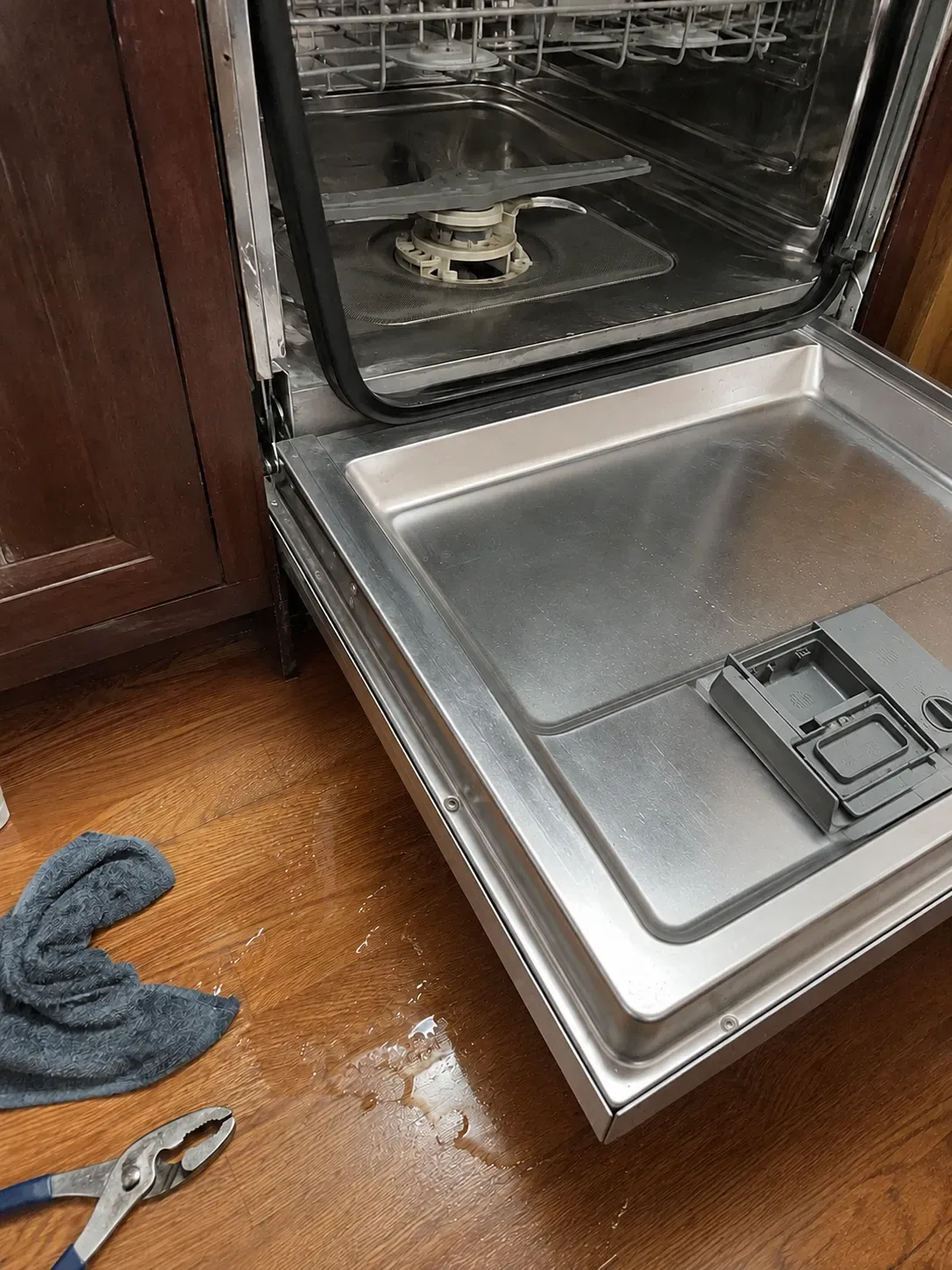 KitchenAid dishwasher repair in Hempstead